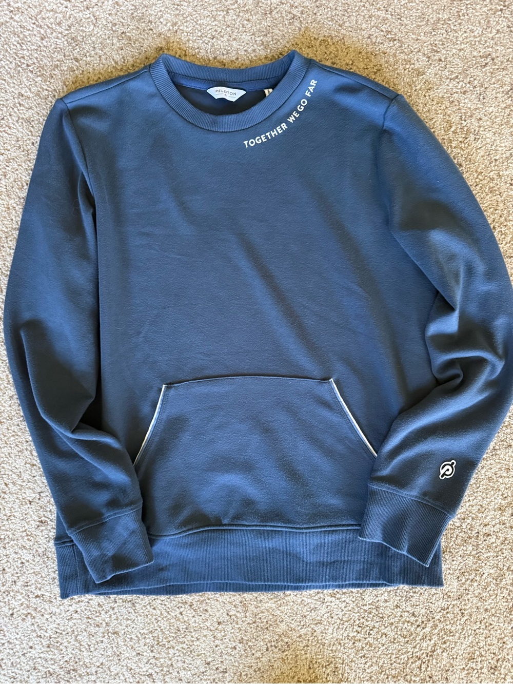 Peloton Elevate Pocket Navy Crewneck Sweatshirt Pullover Sz Medium